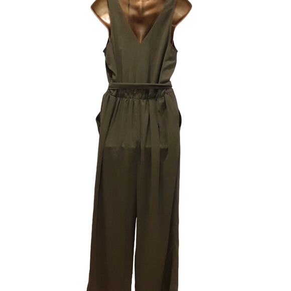NWT Sz M Jumpsuit Romper A New Day Moss Green - Picture 5 of 5